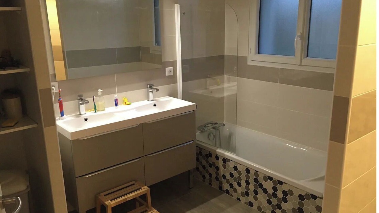 Photo of Bathroom in Orist