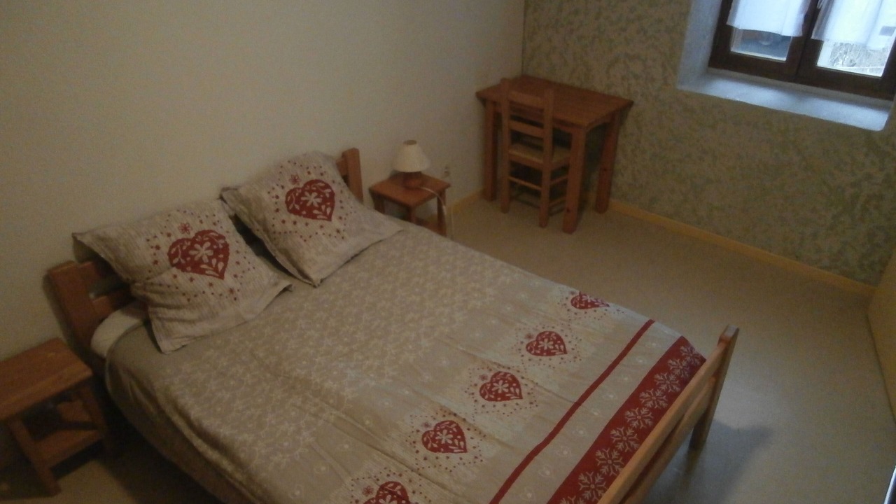 Photo of Bedroom in Saint-Colomban-des-Villards