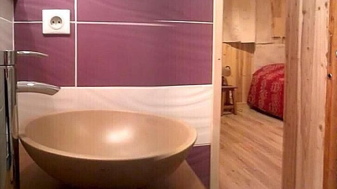 Photo of Bathroom in Le Bettaix