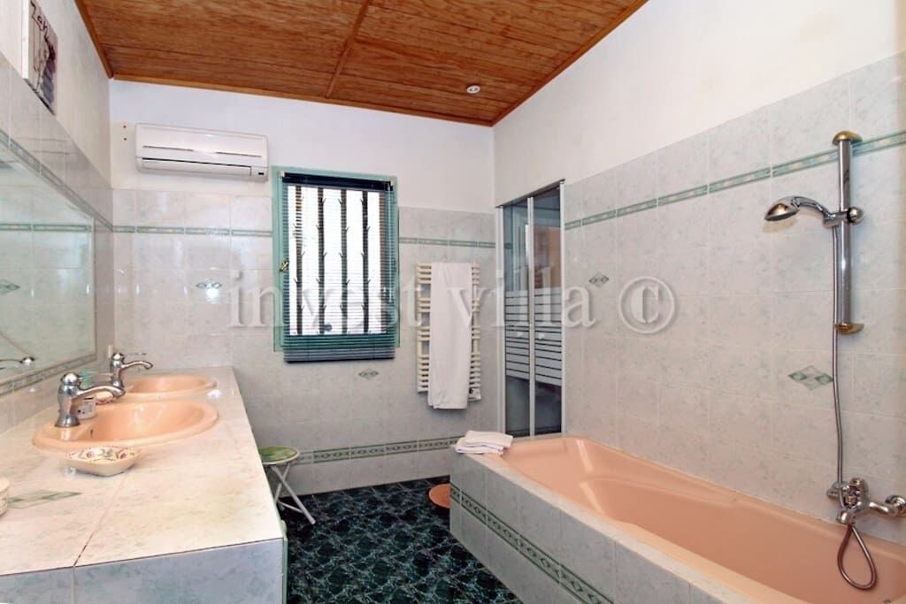 Photo of Bathroom in La Garde-Freinet