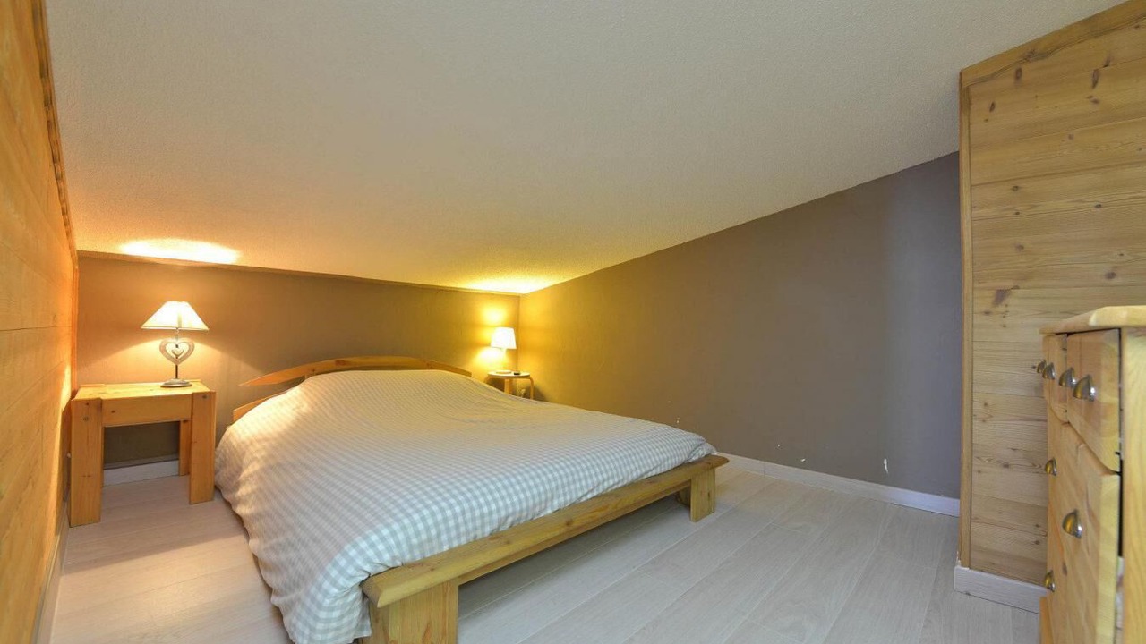 Photo of Bedroom in Arc-2000