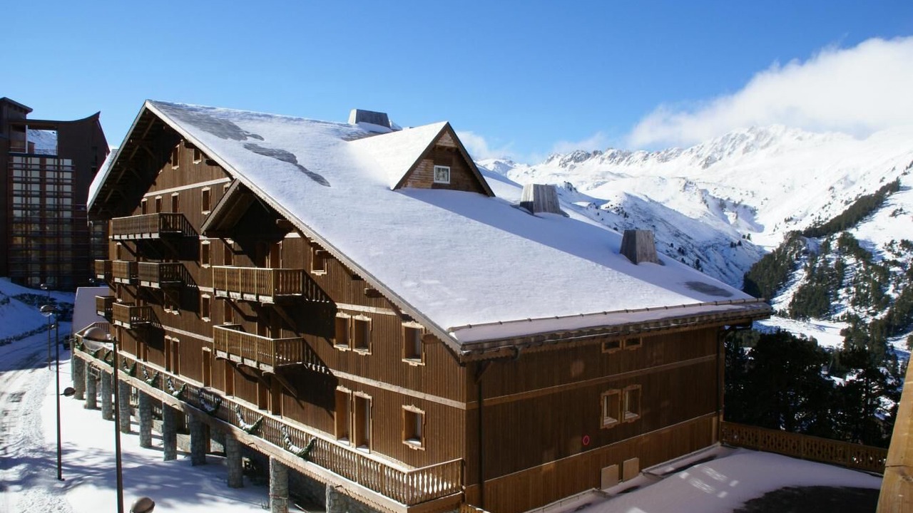 Photo of Outdoor in Arc-2000