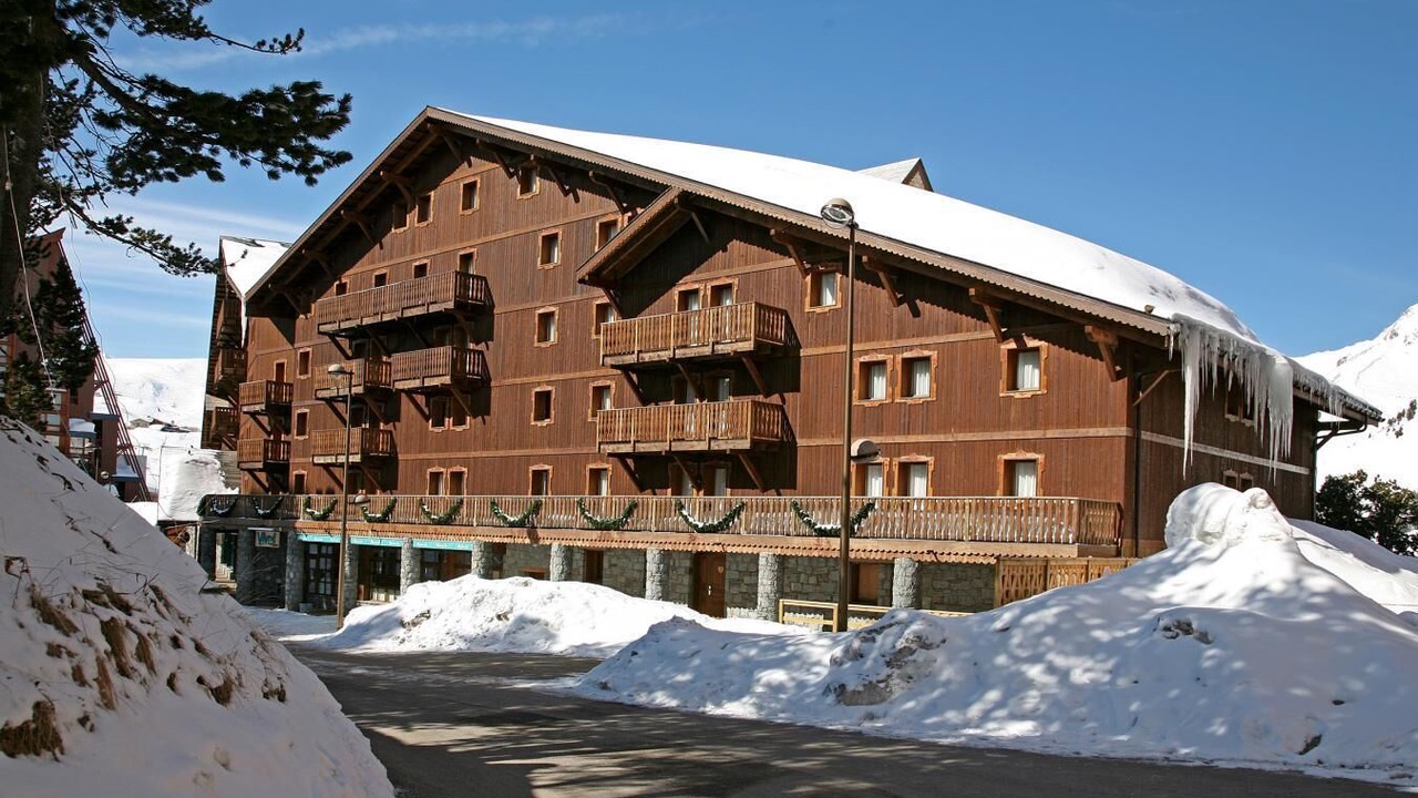 Photo of Outdoor in Arc-2000