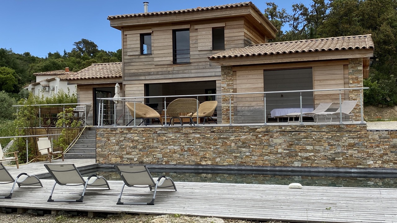 Photo of Patio Balcony in Plan-de-la-Tour