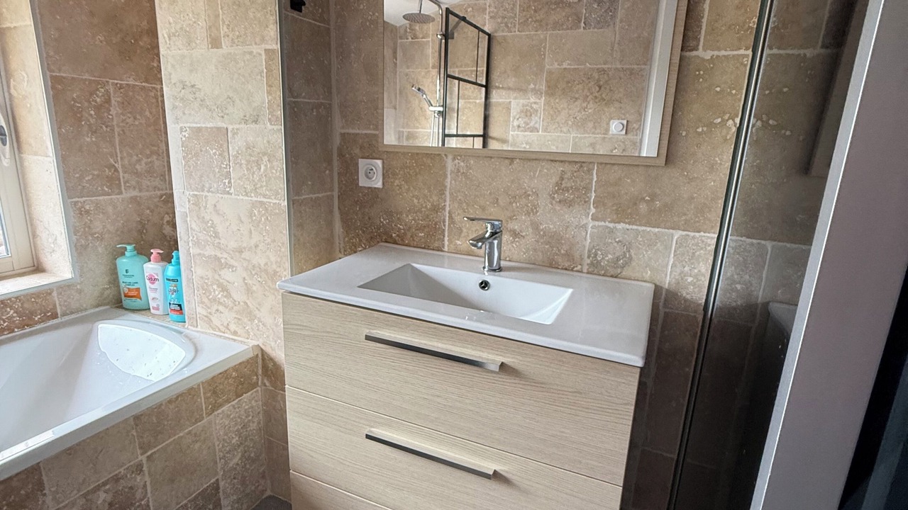 Photo of Bathroom in Casseuil
