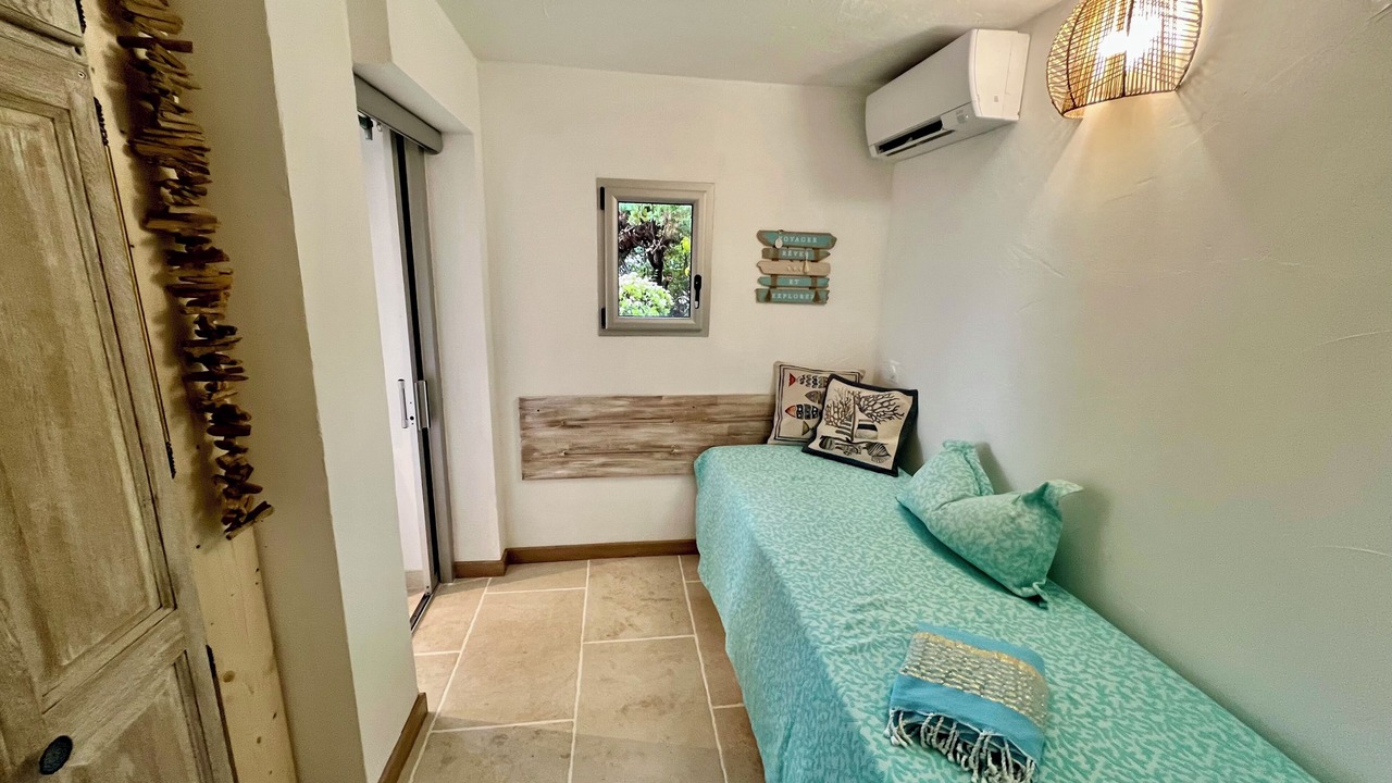 Photo of Bedroom in Sainte-Maxime