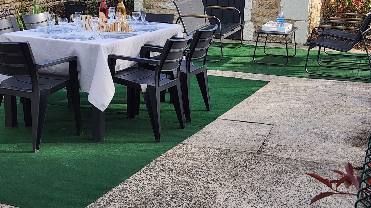 Photo of Outdoor in Saint Martin de Juillers