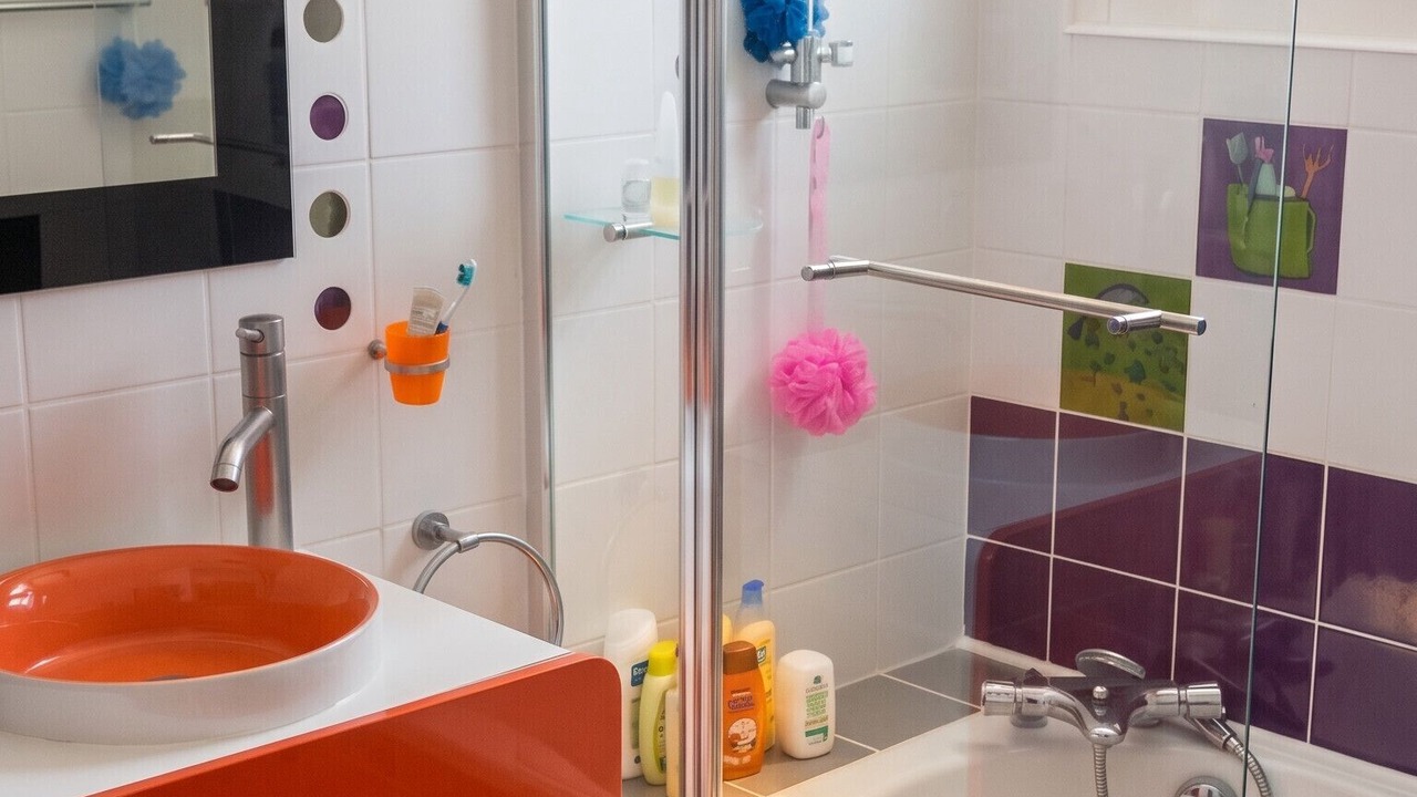 Photo of Bathroom in Ollioules