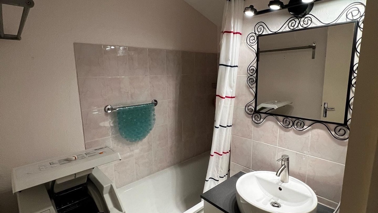 Photo of Bathroom in Cogolin