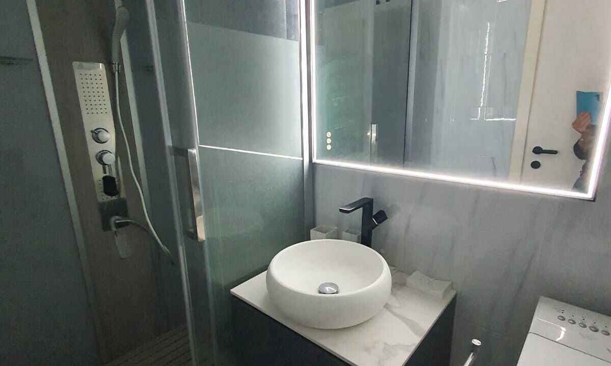 Photo of Bathroom in Le Trayas