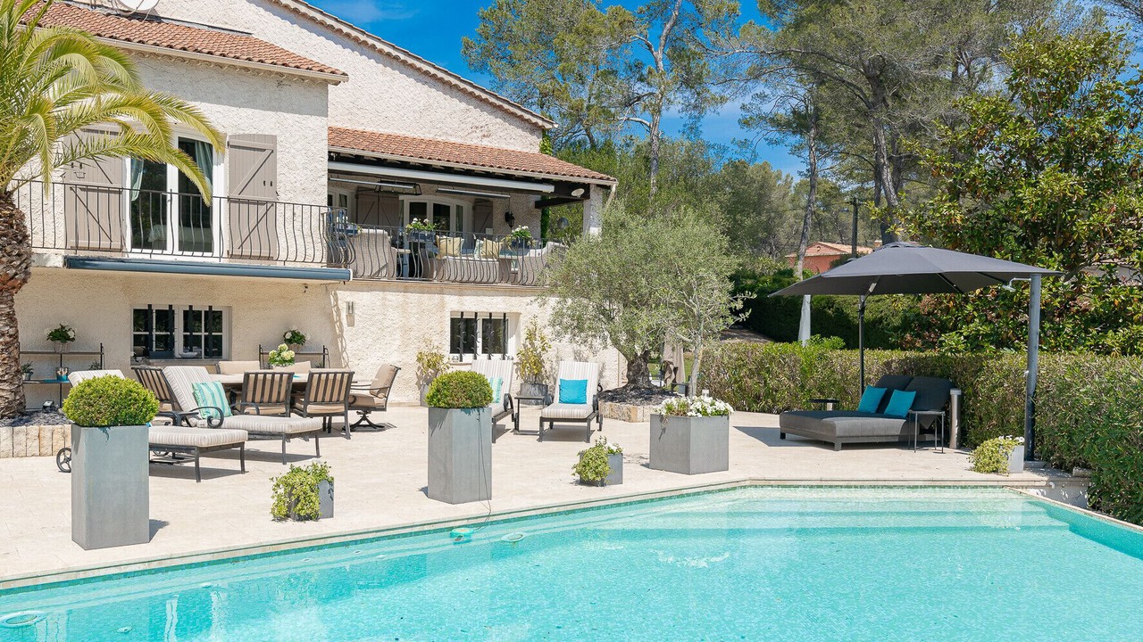 Photo of Others in Roquefort-les-Pins