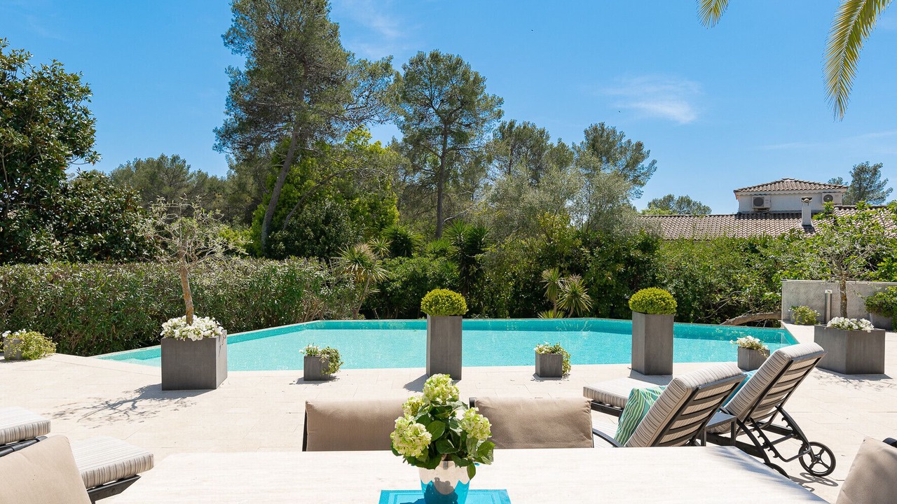Photo of Others in Roquefort-les-Pins