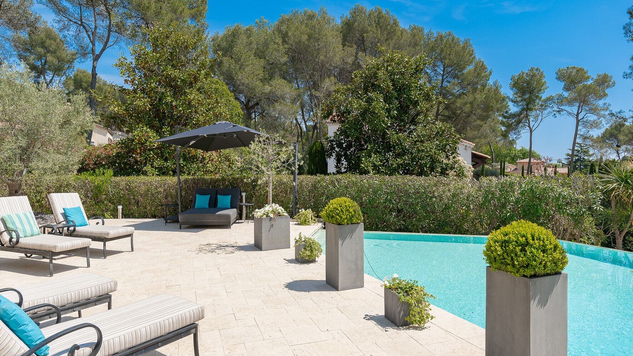 Photo of Others in Roquefort-les-Pins