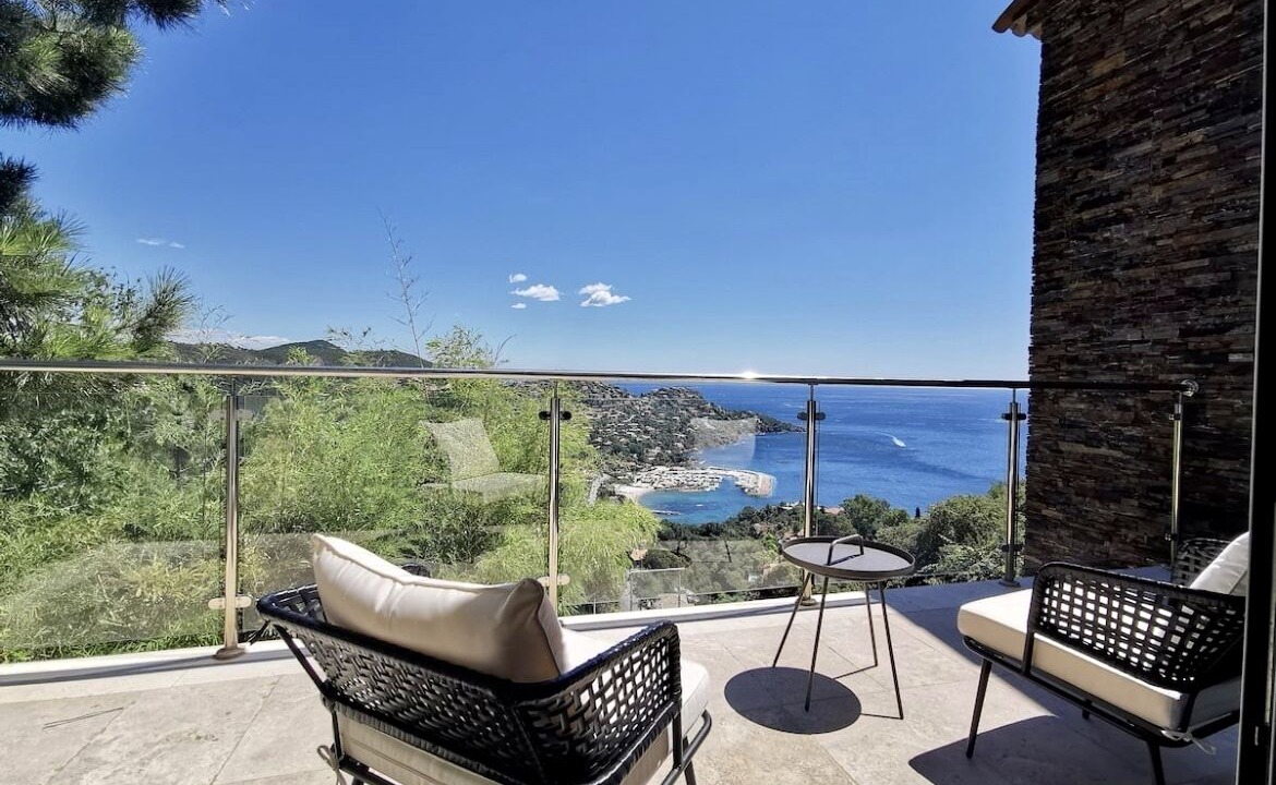 Photo of Outdoor in Espero-Pax