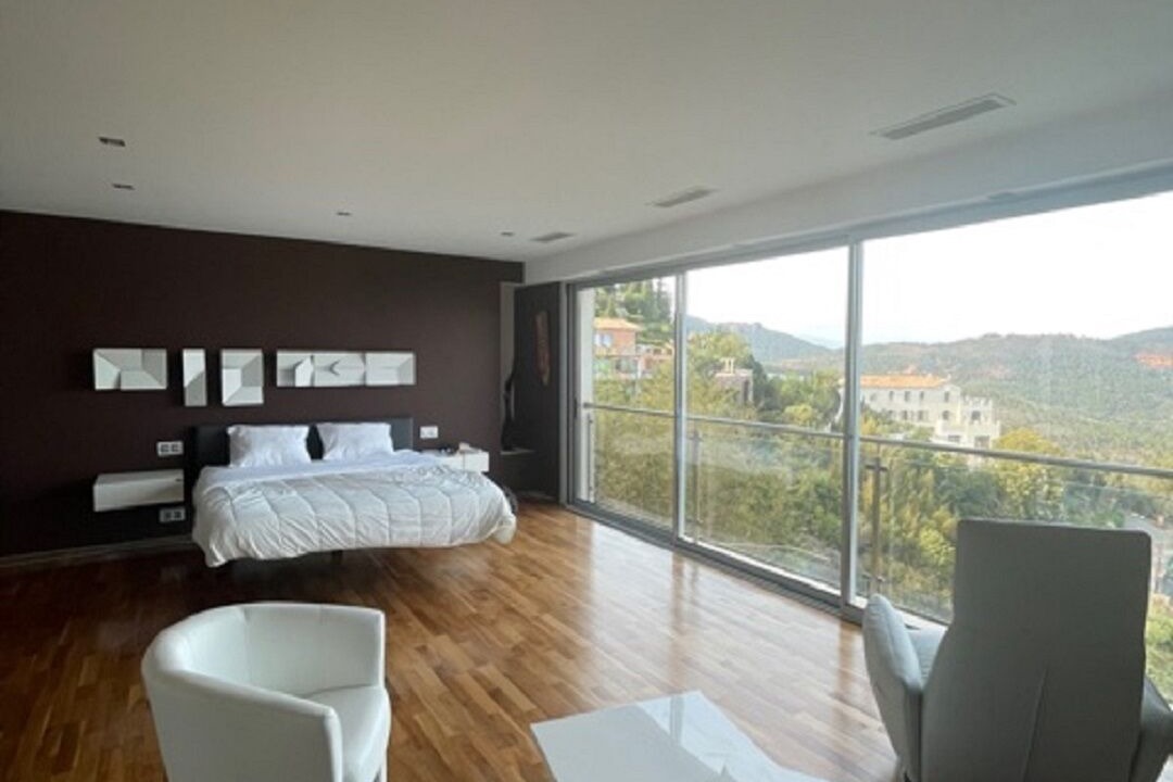 Photo of Bedroom in Espero-Pax