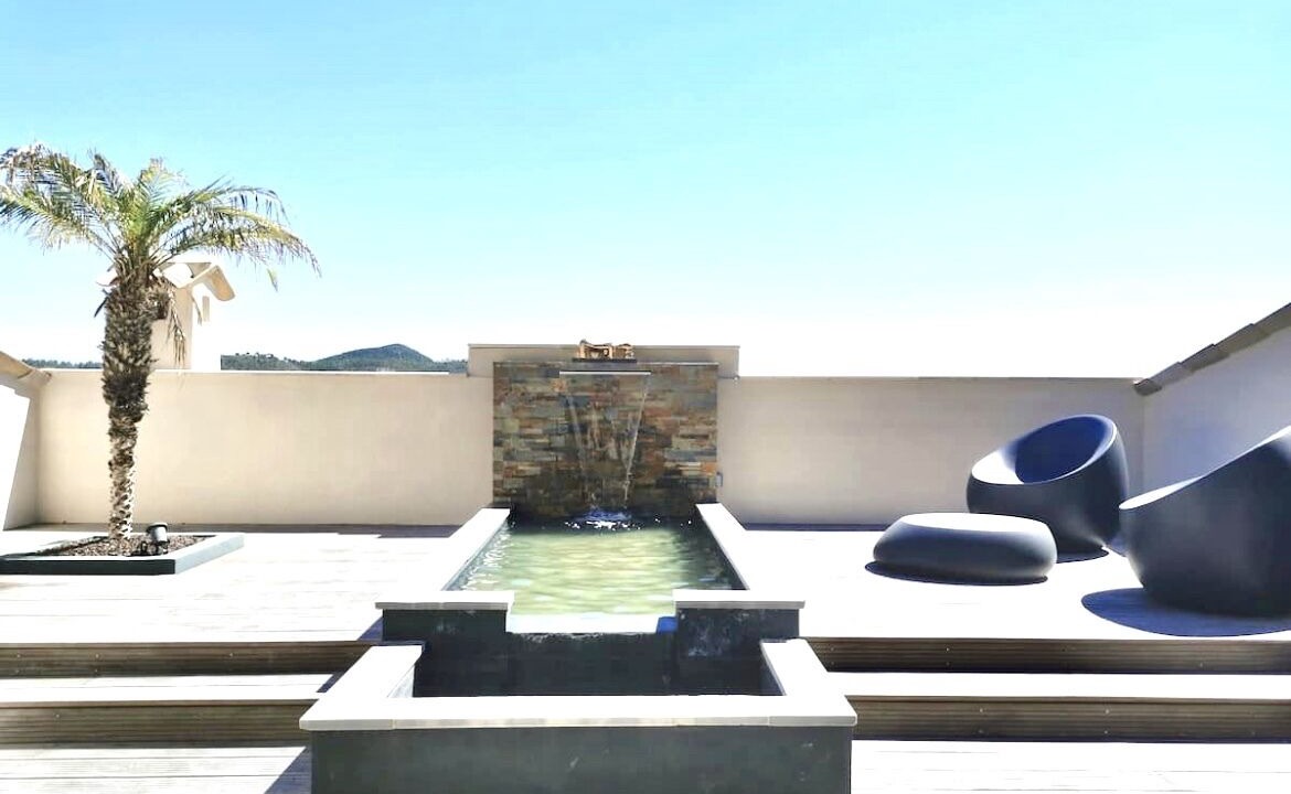 Photo of Patio Balcony in Espero-Pax