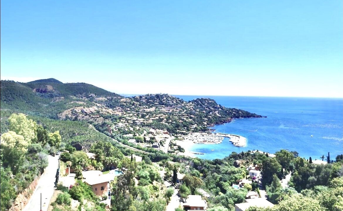 Photo of Outdoor in Espero-Pax