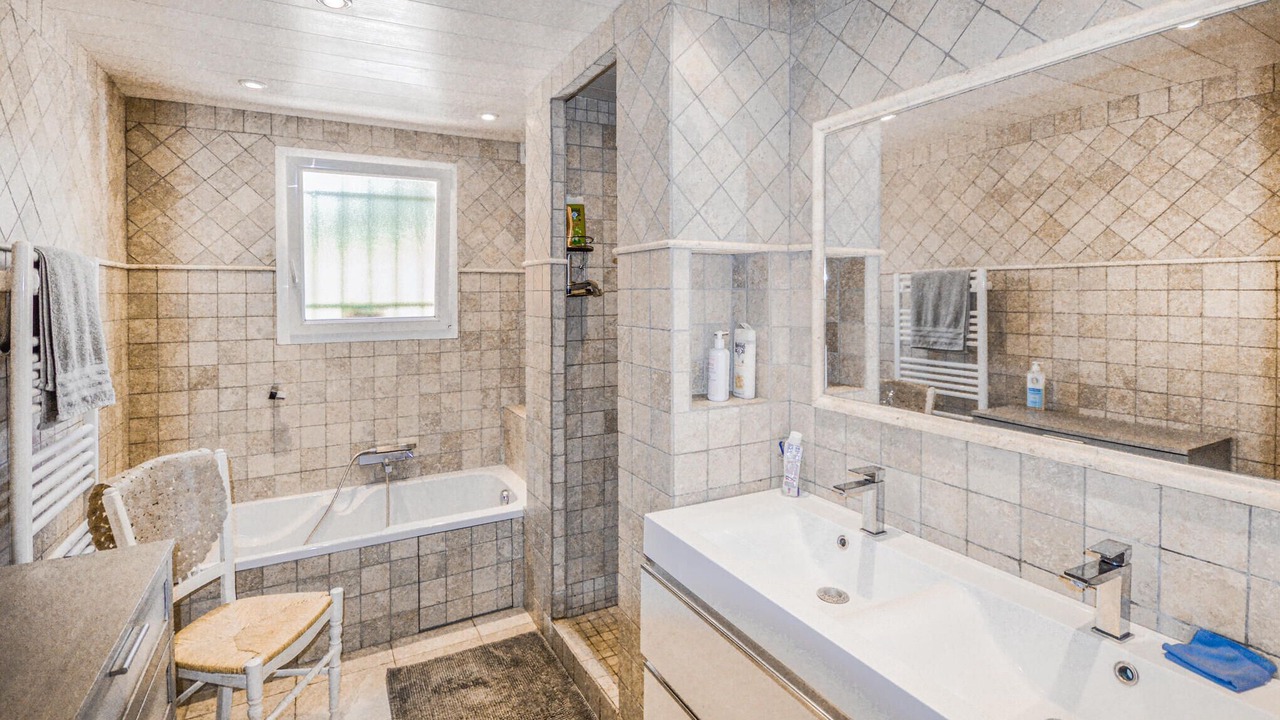 Photo of Bathroom in Saint-Cezaire-sur-Siagne