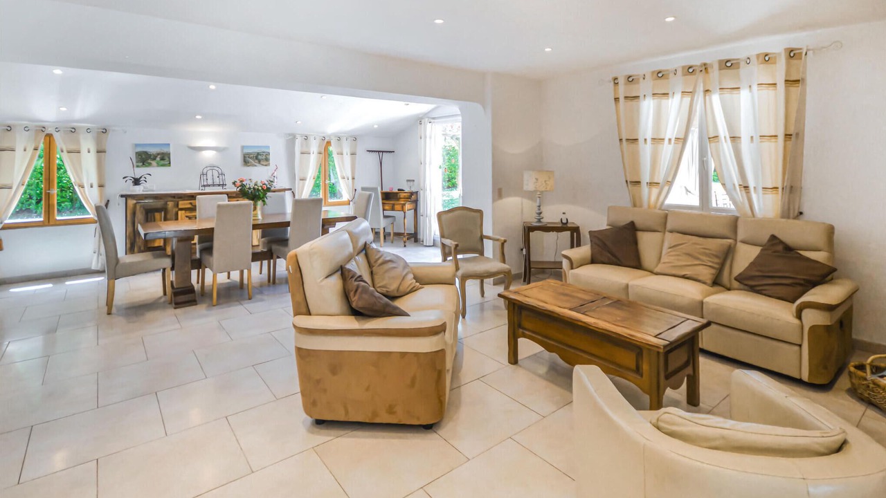 Photo of Bedroom in Saint-Cezaire-sur-Siagne