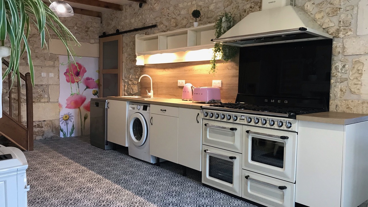 Photo of Kitchen in Saint-Simon-de-Pellouaille