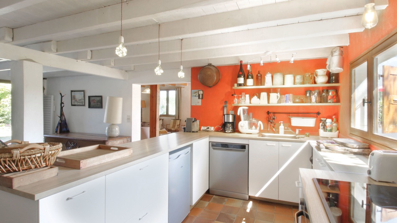 Photo of Kitchen in Viviers-du-Lac
