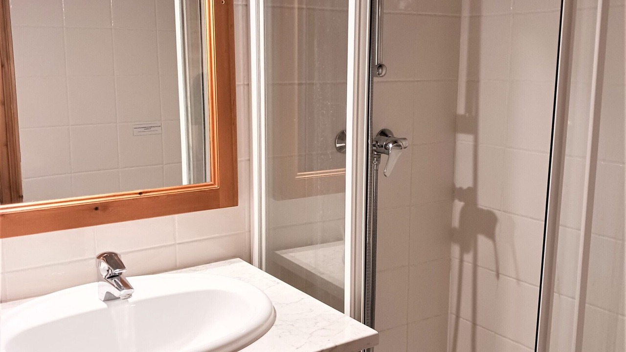 Photo of Bathroom in Arc-2000