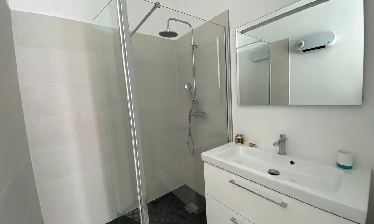 Photo of Bathroom in Andernos-les-Bains
