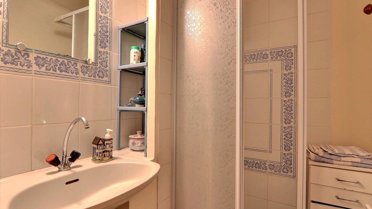 Photo of Bathroom in Saint-Cezaire-sur-Siagne