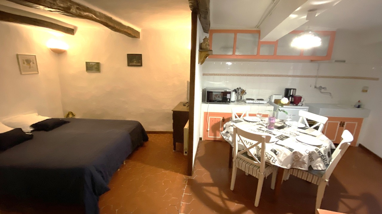 Photo of Bedroom in Saint-Cezaire-sur-Siagne