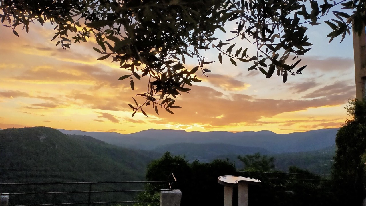 Photo of Patio Balcony in Saint-Cezaire-sur-Siagne