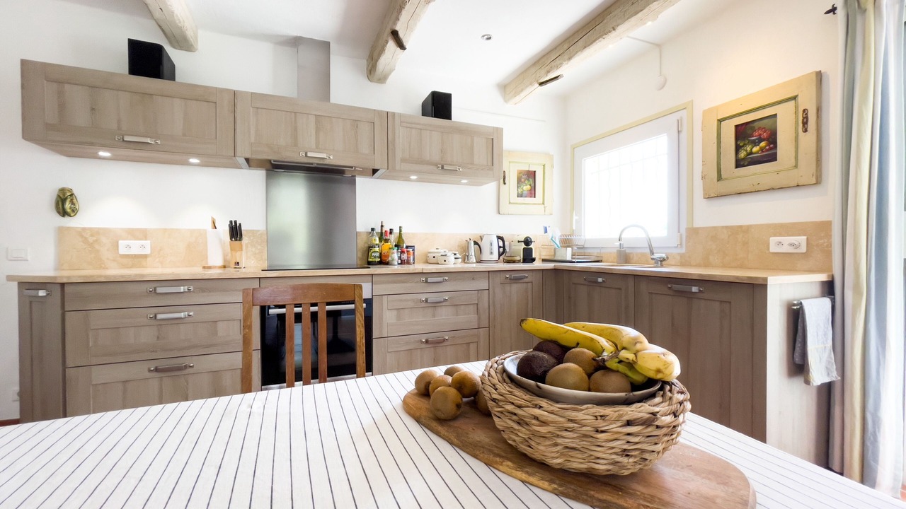 Photo of Kitchen in Saint-Cezaire-sur-Siagne
