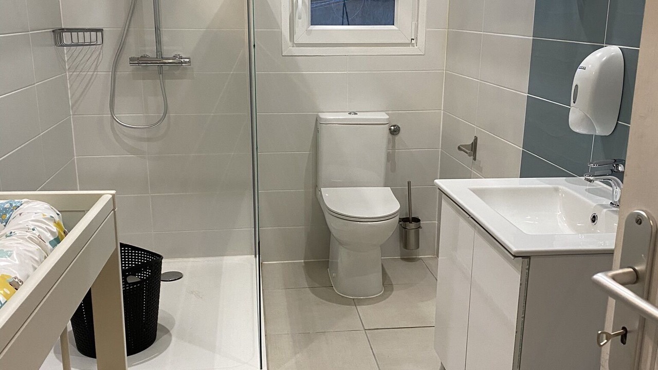 Photo of Bathroom in Jayac