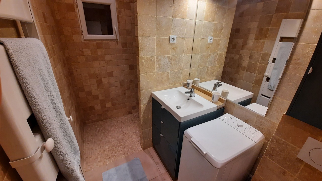 Photo of Bathroom in Le Plan-de-Grasse