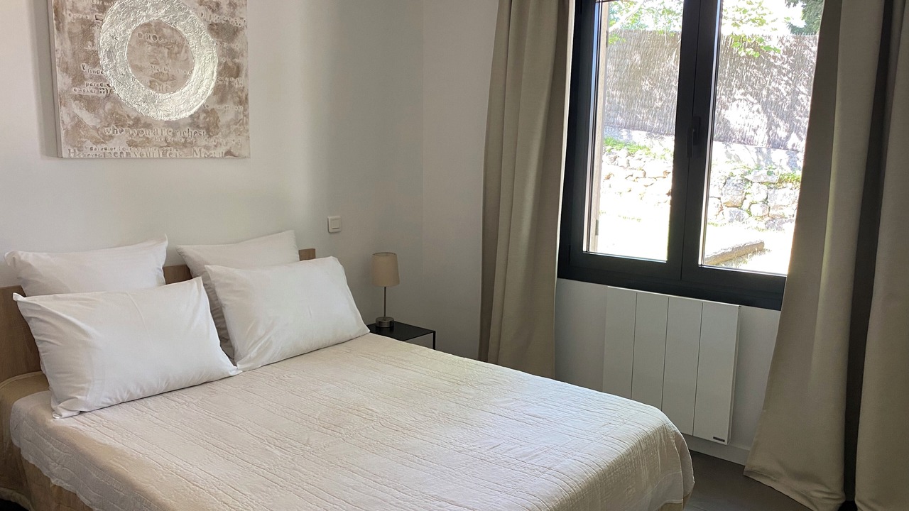 Photo of Bedroom in Chateauneuf-Grasse