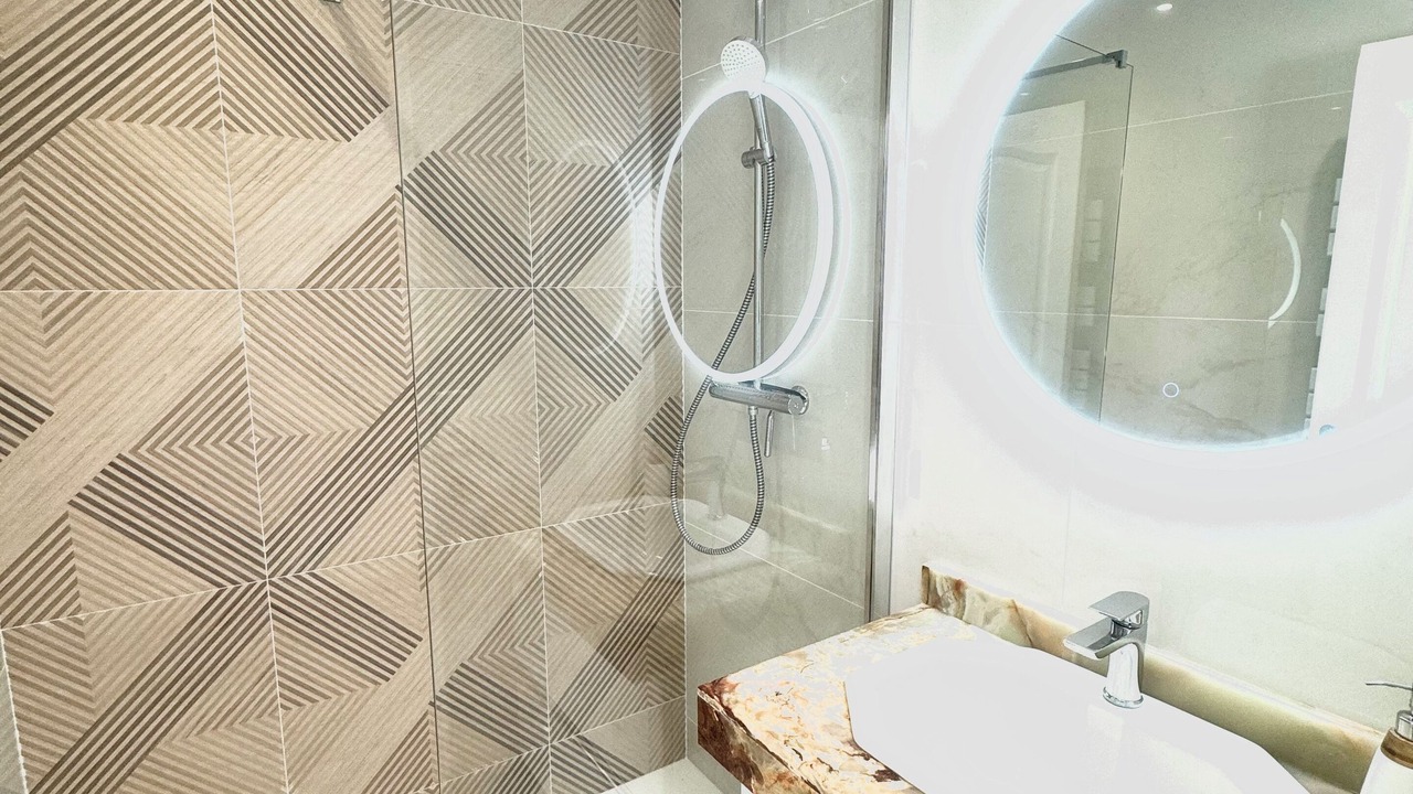 Photo of Bathroom in Biot