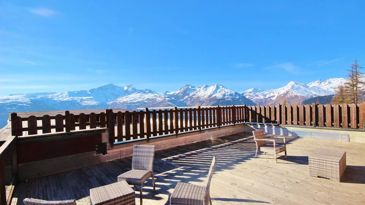 Photo of Patio Balcony in Arc-1600