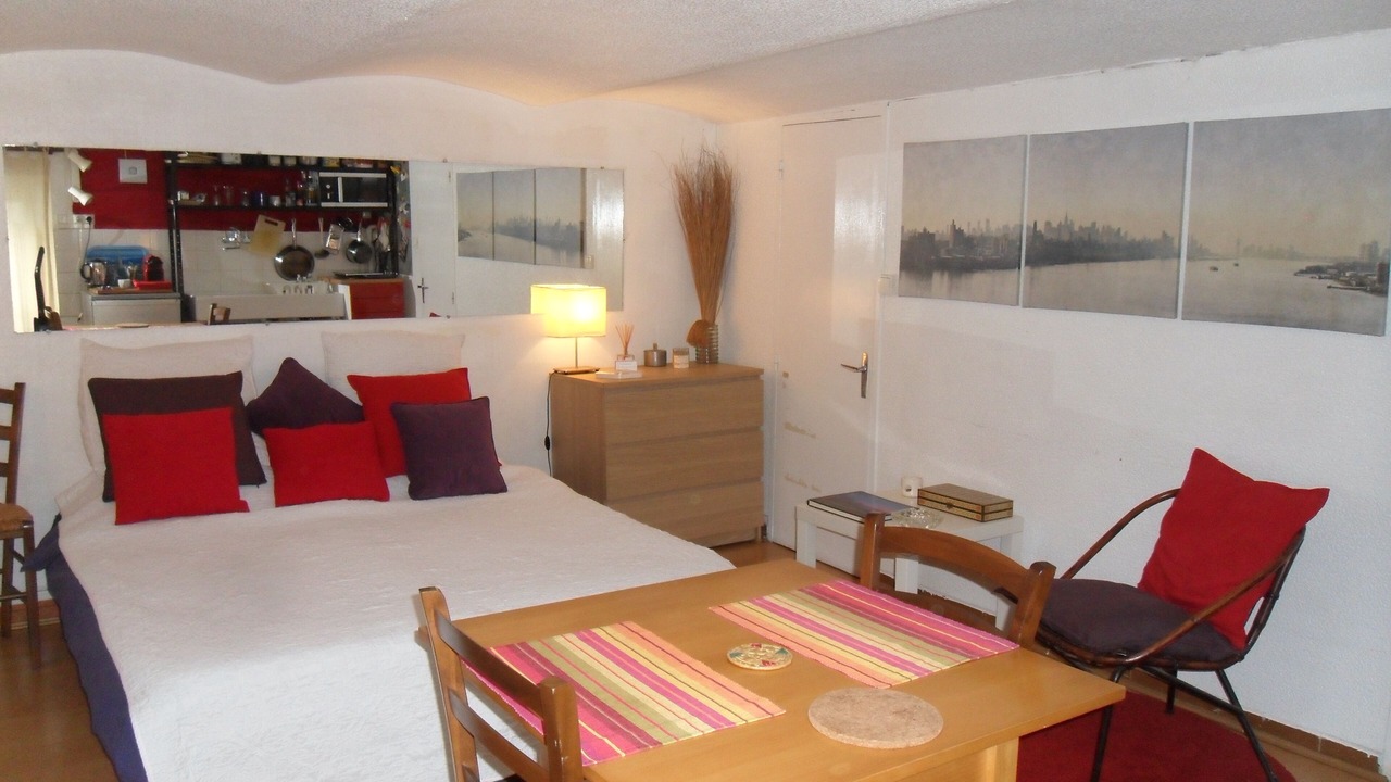Photo of Bedroom in 6th Arrondissement