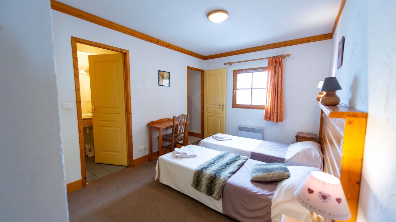 Photo of Bedroom in Oz-en-Oisans