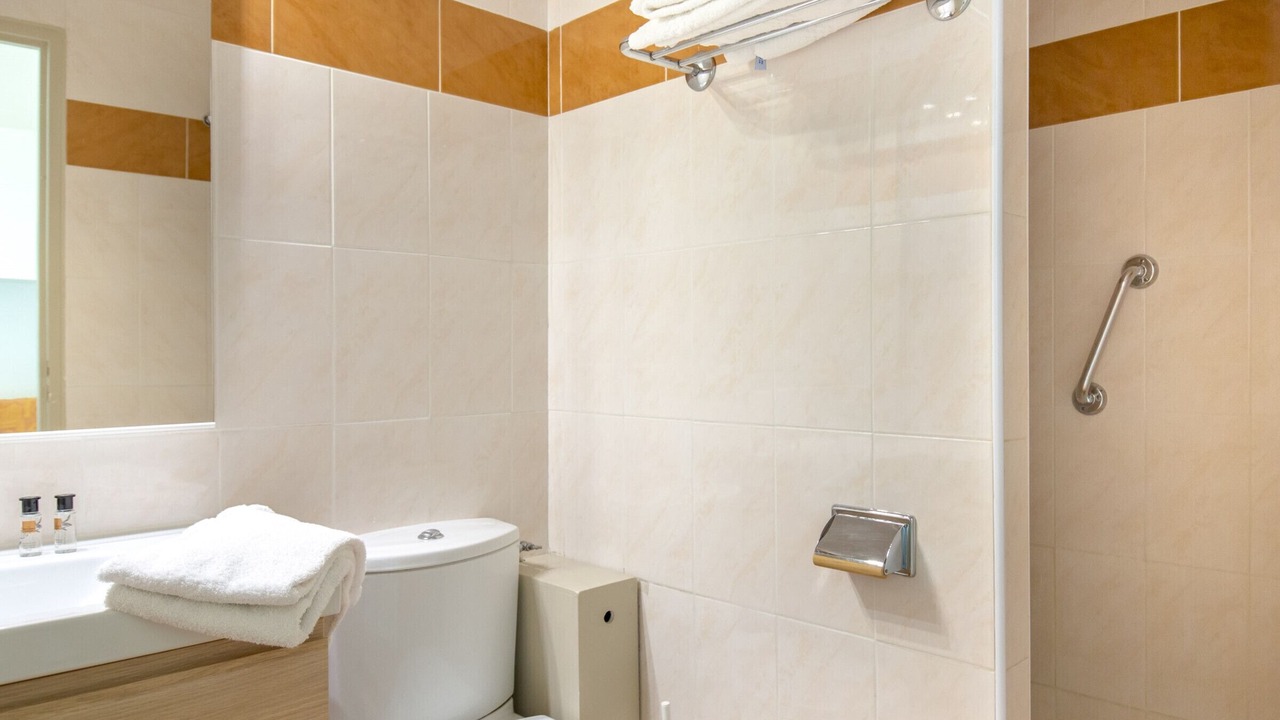 Photo of Bathroom in Saint-Raphael