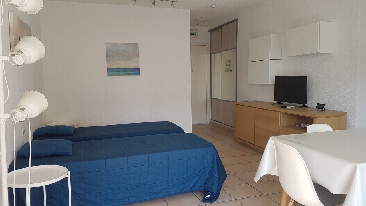 Photo of Bedroom in Saint-Raphael