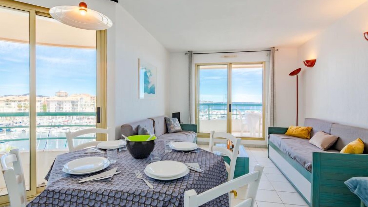 Photo of Livingroom in Frejus Port