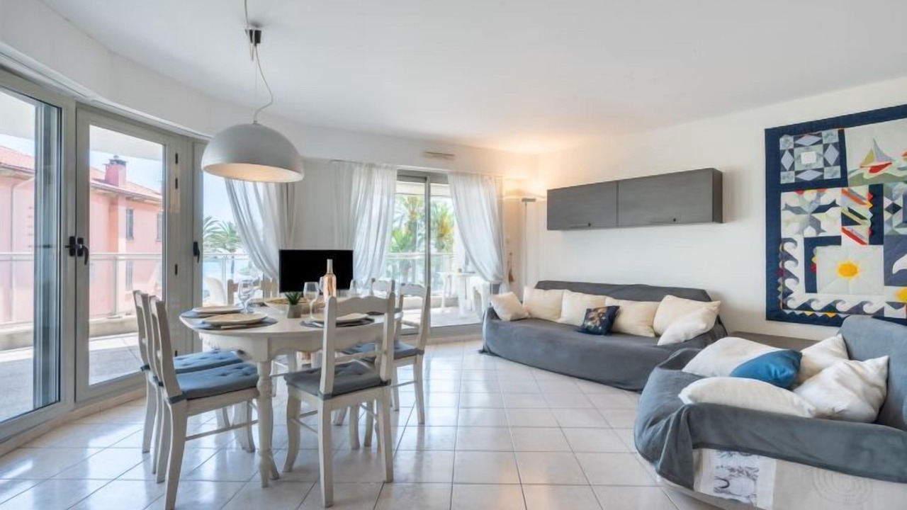 Photo of Livingroom in Cap-d'Antibes