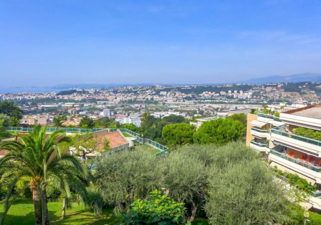 Photo of Others in Nice