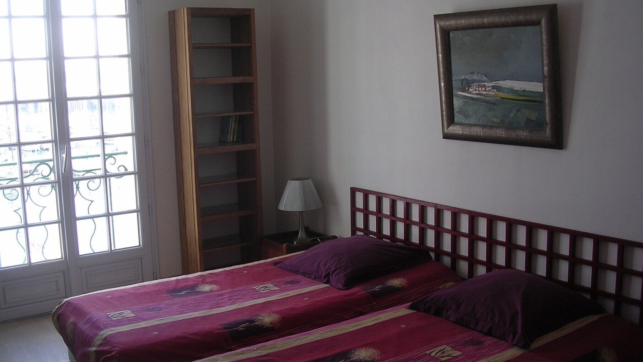 Photo of Bedroom in Cannes Old Town