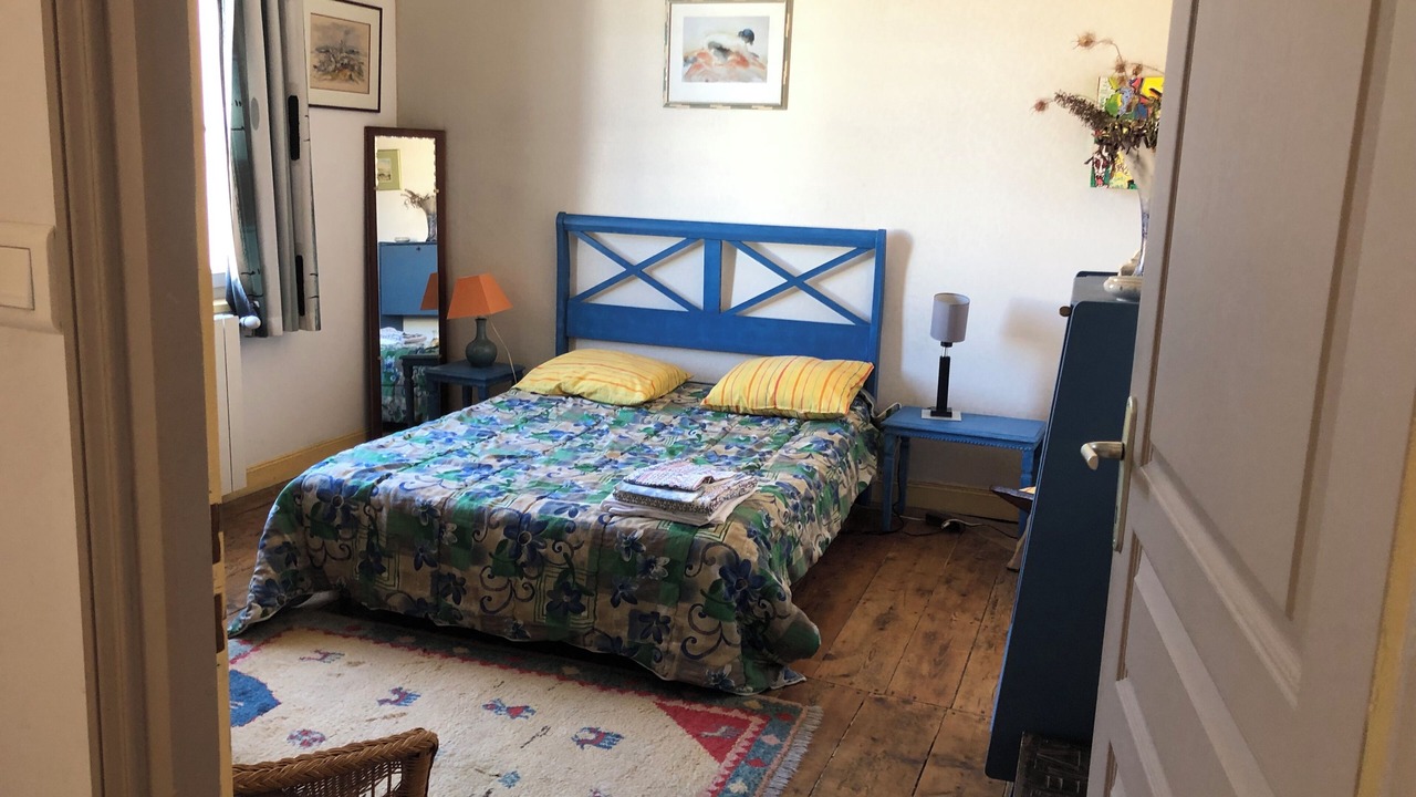 Photo of Bedroom in Pons