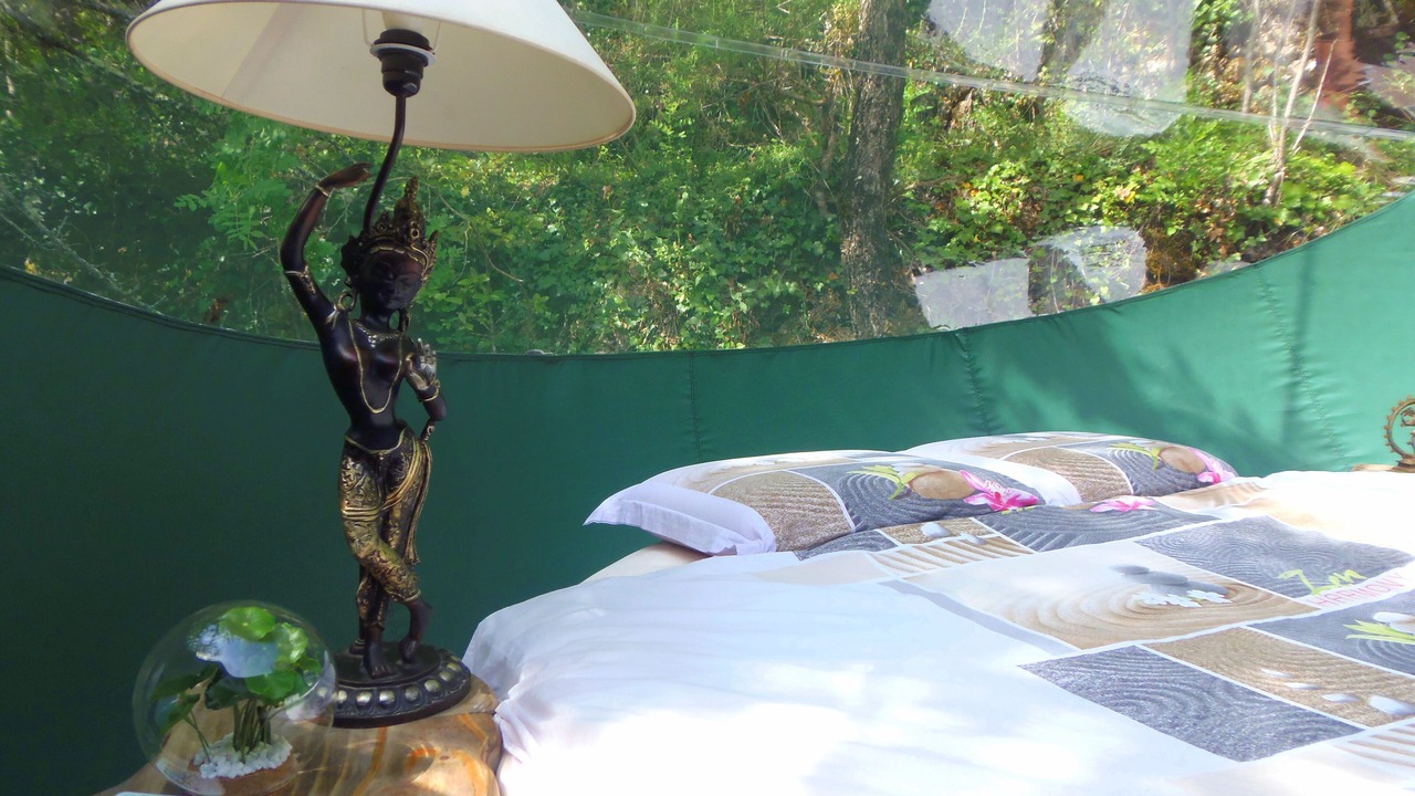 Photo of Bedroom in Meounes-les-Montrieux