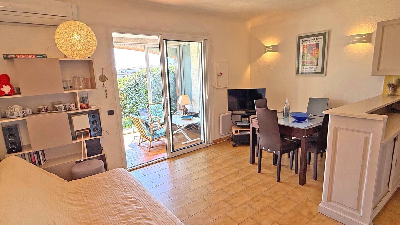 Photo of Bedroom in Sainte-Maxime