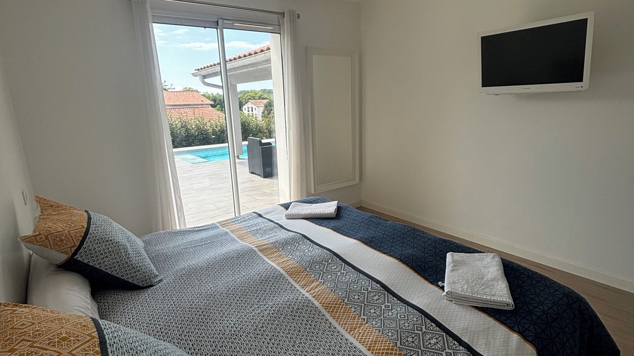 Photo of Bedroom in Arbonne