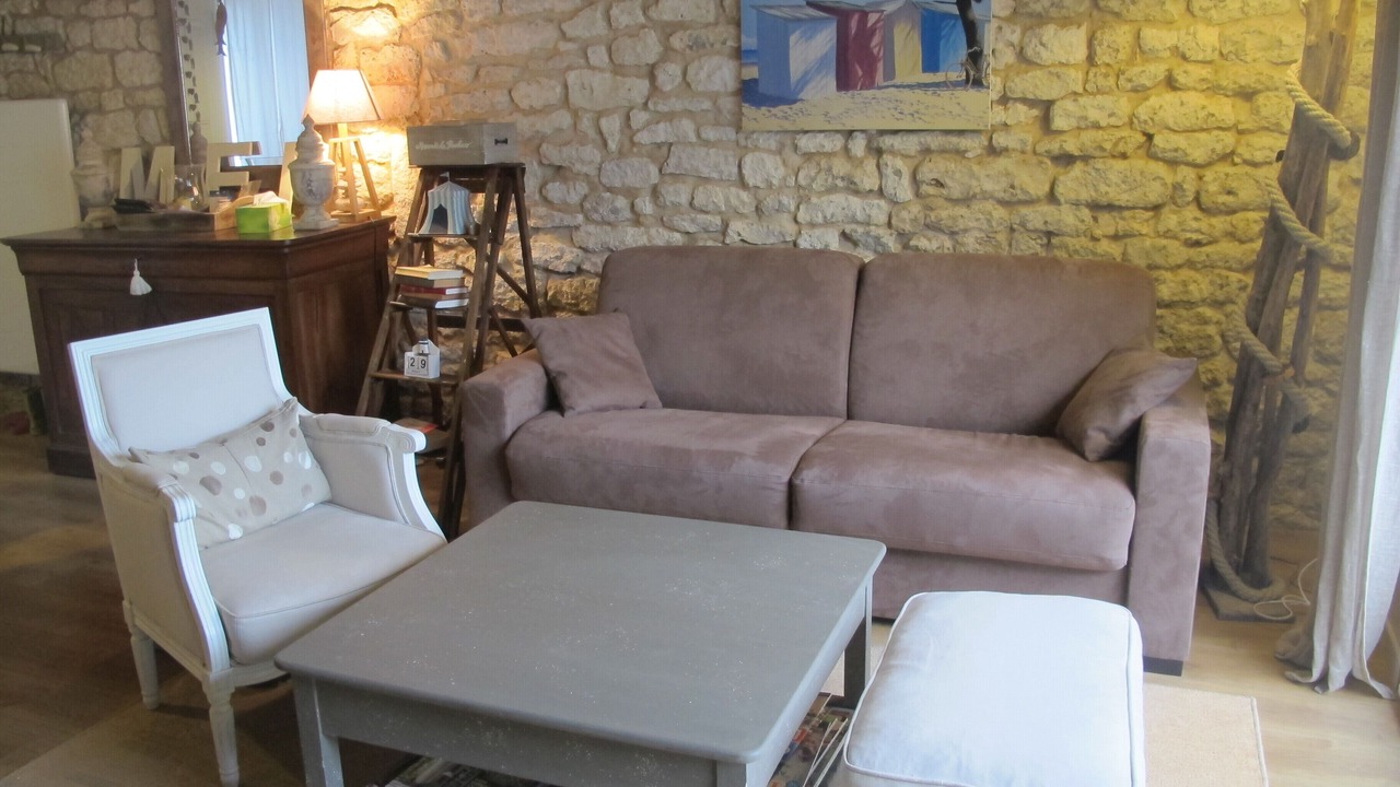 Photo of Livingroom in Domino