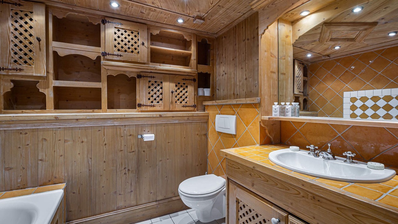 Photo of Bathroom in Meribel Village